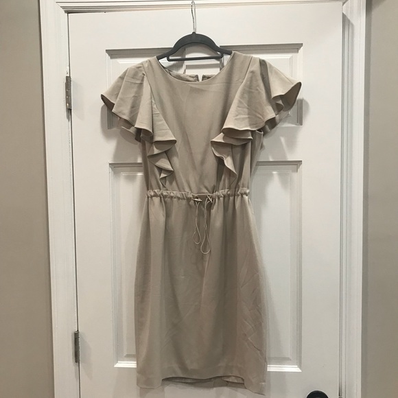 Long pink gown - Picture 2 of 8